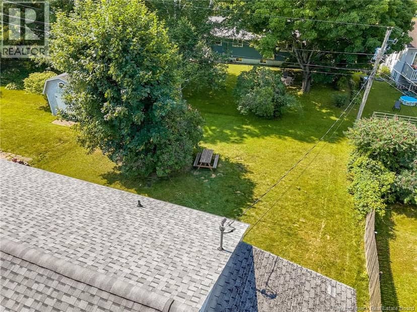 577 Maple Street — photo 35 of 40