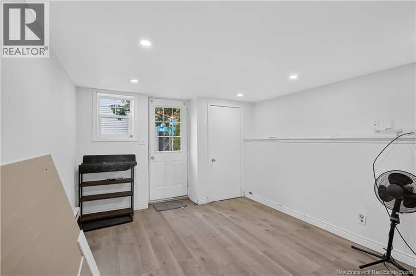 40 Ayres Street — photo 17 of 39
