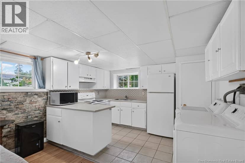 40 Ayres Street — photo 18 of 39