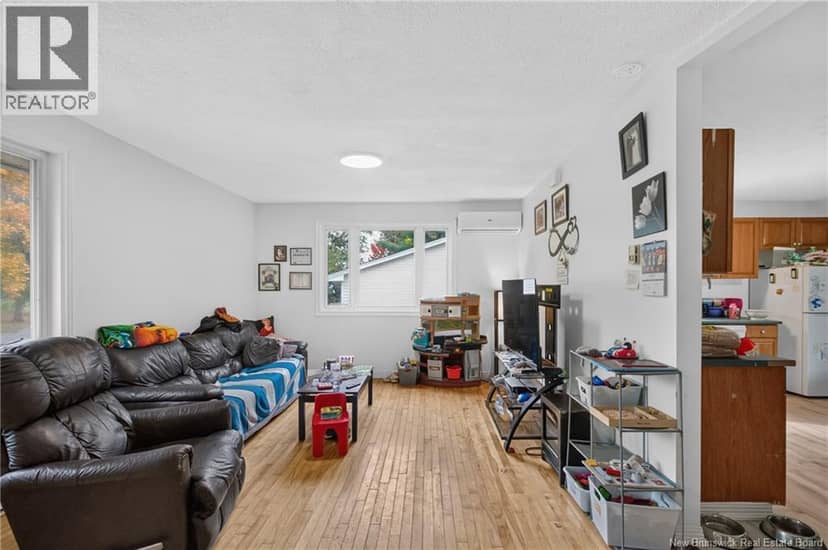 40 Ayres Street — photo 6 of 39