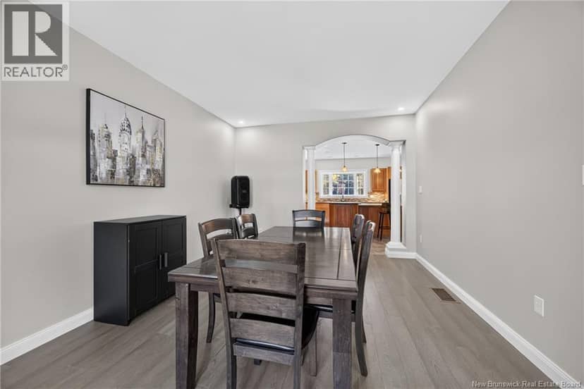 122 Summerhill Row — photo 17 of 40