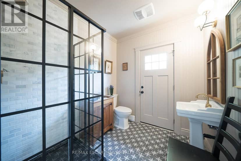 75 Walnut Street — photo 21 of 40