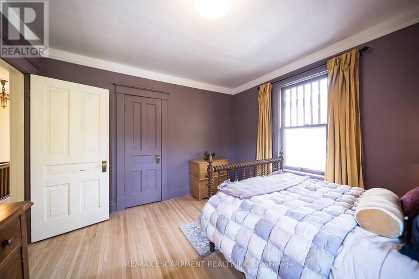 75 Walnut Street — photo 28 of 40