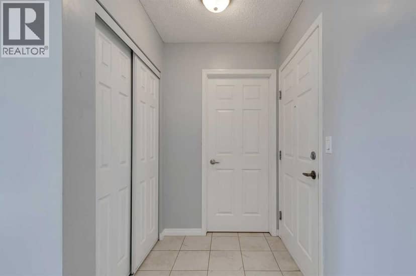 119, 2022 Canyon Meadows Drive SE, Calgary, photo 4