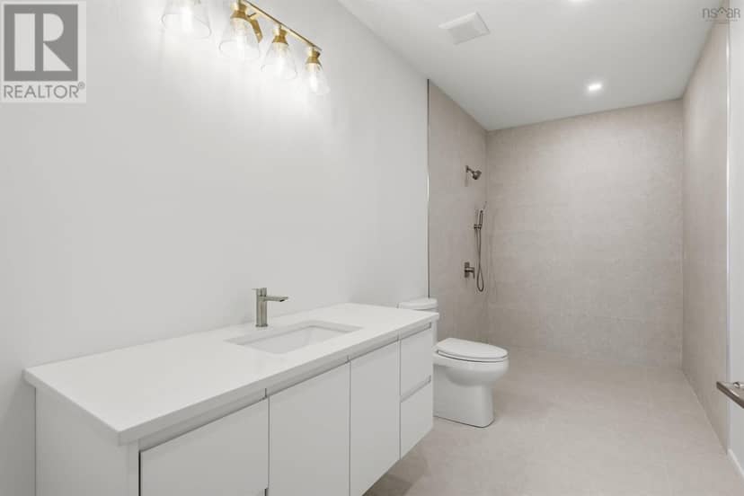 83 Canoe Crescent — photo 38 of 40
