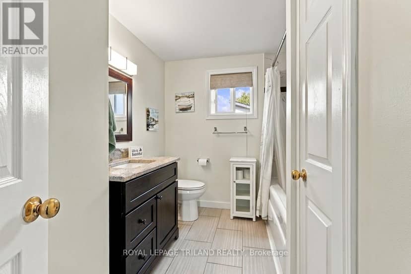 1345 Aldersbrook Road — photo 23 of 40
