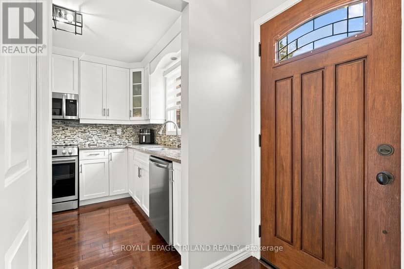 1345 Aldersbrook Road, London North, photo 4