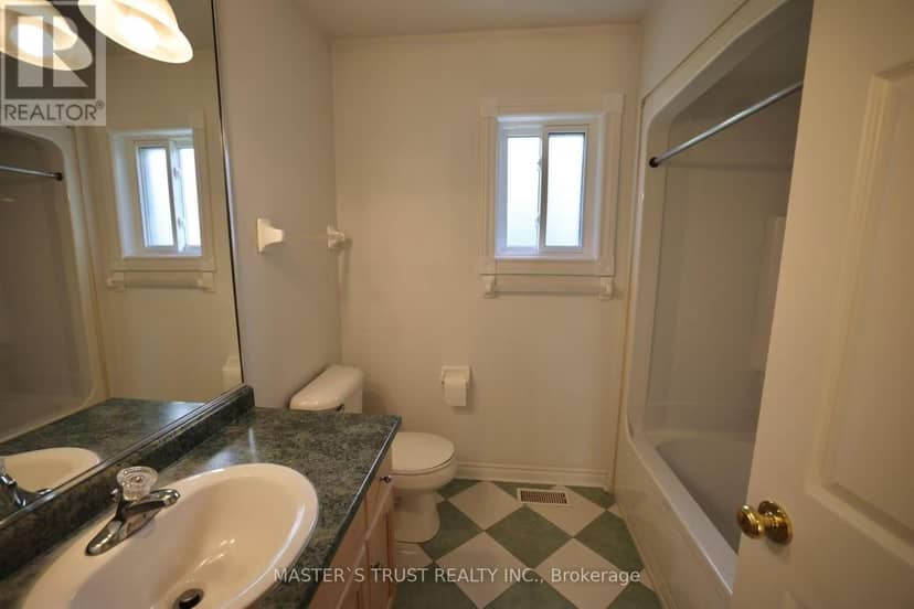 7 Westra Drive — photo 22 of 32