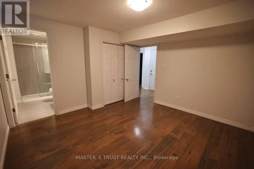 7 Westra Drive — photo 23 of 32