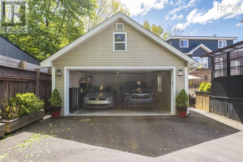 8 Eaton Avenue — photo 33 of 40