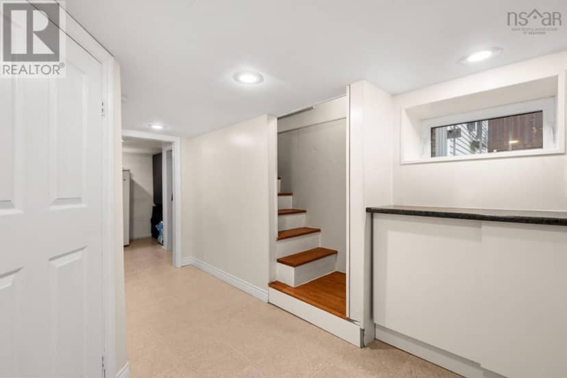 8 Eaton Avenue — photo 27 of 40