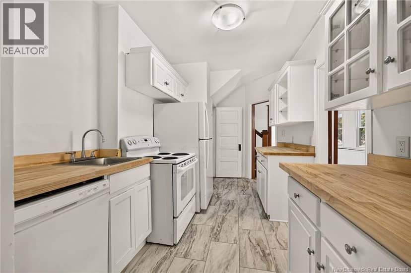 24-26 Henry — photo 29 of 40