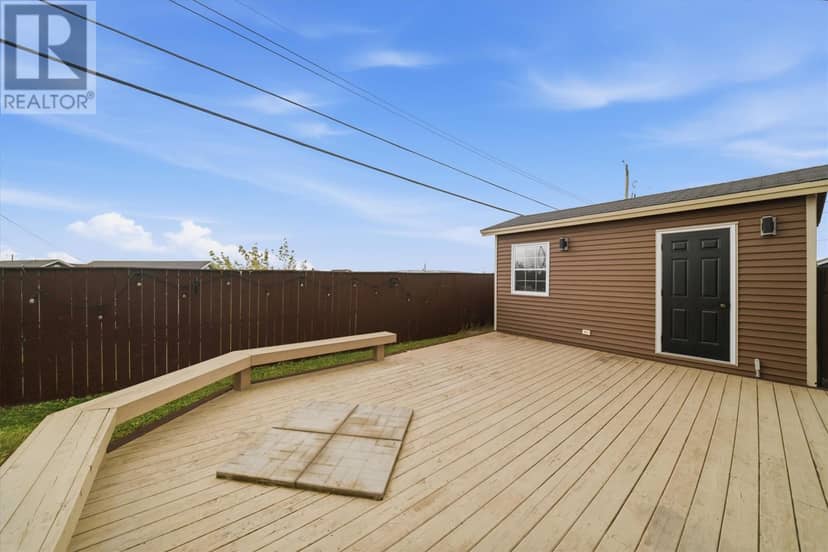5 Lasalle Drive — photo 26 of 32