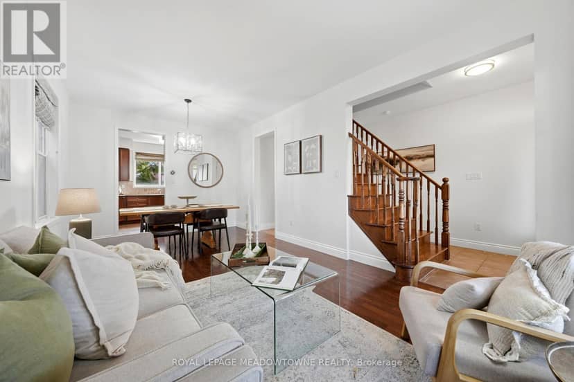 721 Switzer Crescent — photo 9 of 40