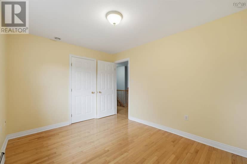 111 St George Boulevard — photo 36 of 40