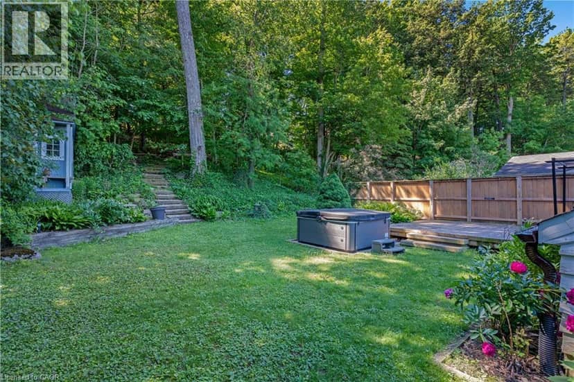 37 YELLOW BIRCH Drive — photo 10 of 40