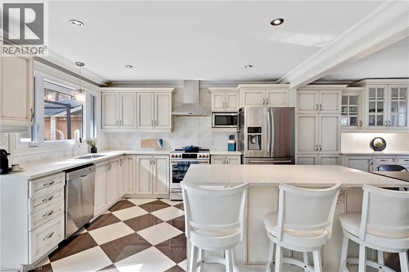 37 YELLOW BIRCH Drive — photo 33 of 40