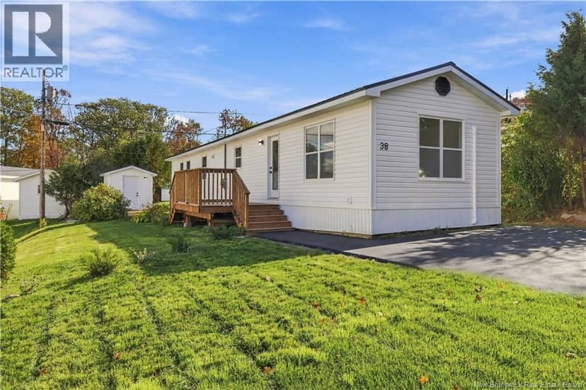 38 Bayberry Street — photo 12 of 40