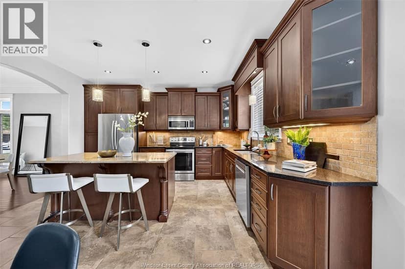 510 Huron Street — photo 8 of 40