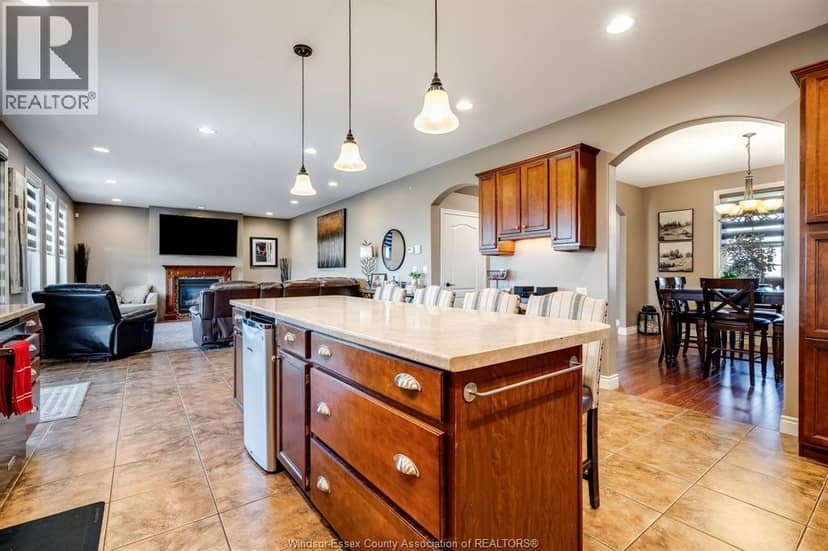901 Road 2 East, Kingsville, photo 8
