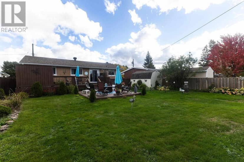 29 Routledge AVE — photo 40 of 40