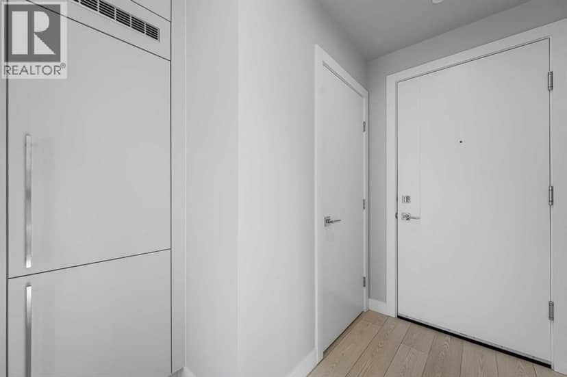 601, 8230 Broadcast Avenue SW, Calgary, photo 4
