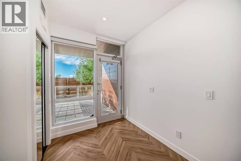 112, 8445 Broadcast Avenue SW — photo 9 of 25