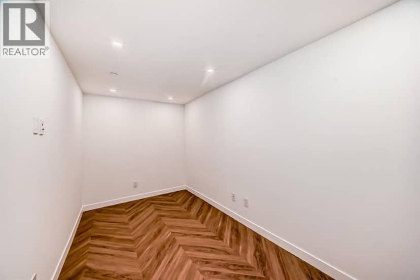 112, 8445 Broadcast Avenue SW — photo 14 of 25