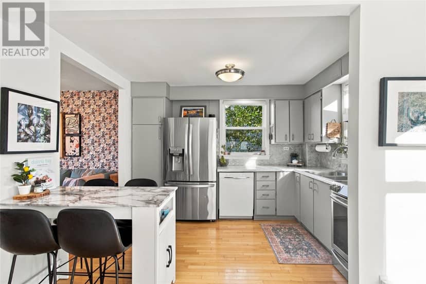 19 Long Pond Road — photo 15 of 40