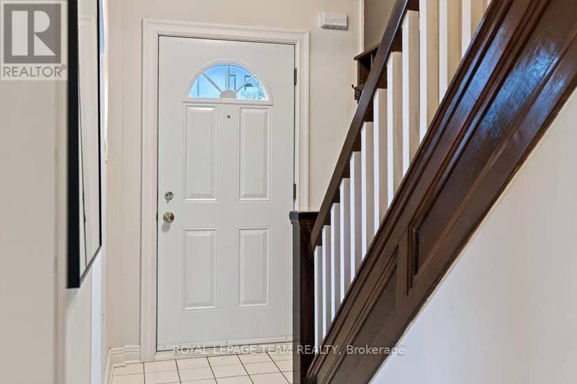 249 Hinchey Avenue, Ottawa, photo 3