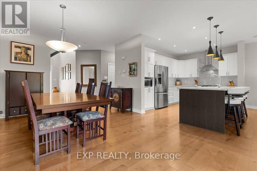 328 Serenade Crescent — photo 7 of 40