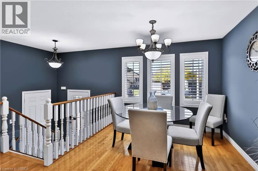 50 BREWSTER Way, Brantford, photo 7