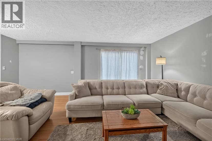 10 MAPLE Avenue — photo 17 of 31