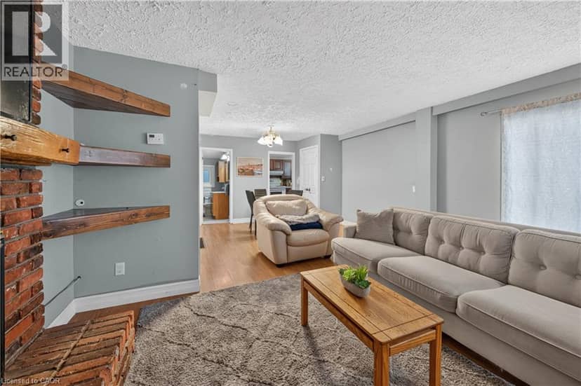 10 MAPLE Avenue — photo 18 of 31