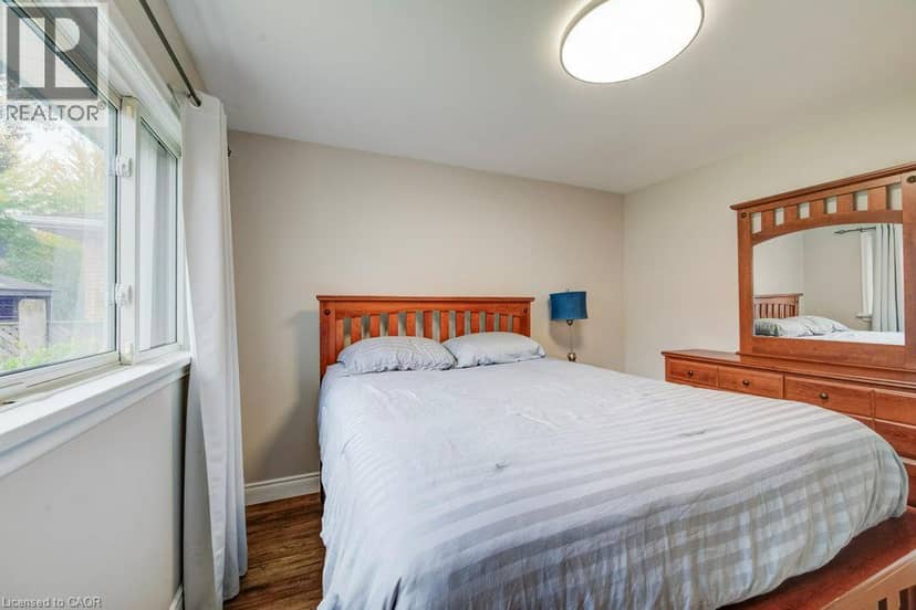 79 HOFFMAN Street — photo 15 of 40