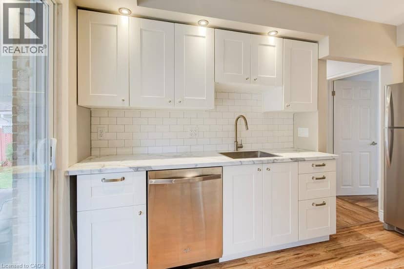 79 HOFFMAN Street — photo 23 of 40