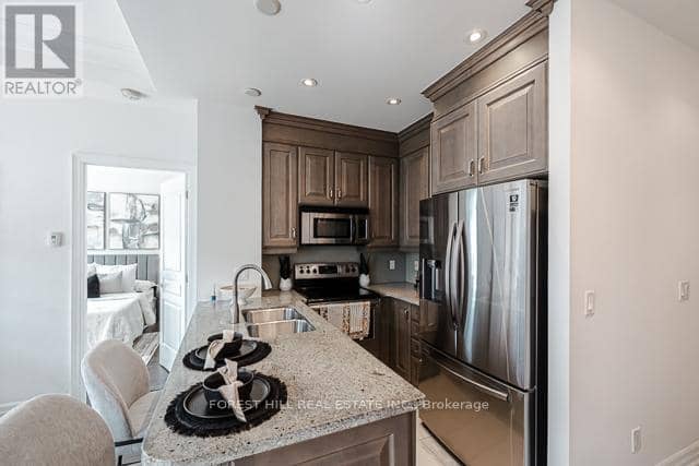 502 - 20 Burkebrook Place — photo 12 of 29