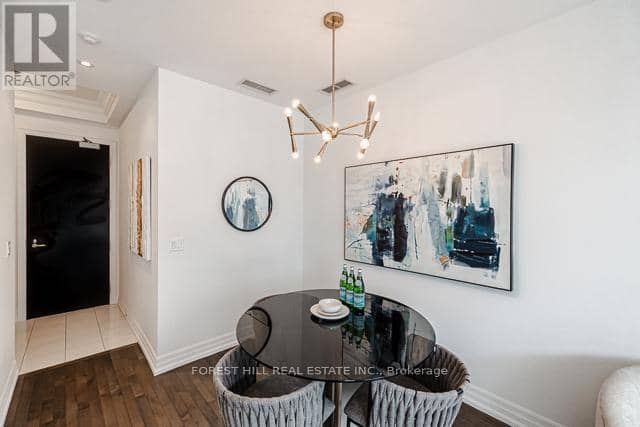 502 - 20 Burkebrook Place — photo 14 of 29