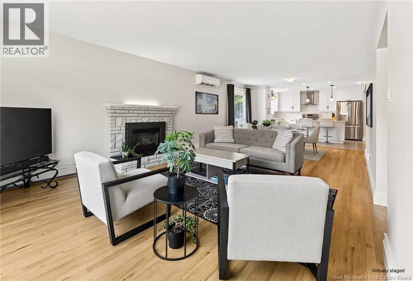 31 Alexander Avenue — photo 6 of 40