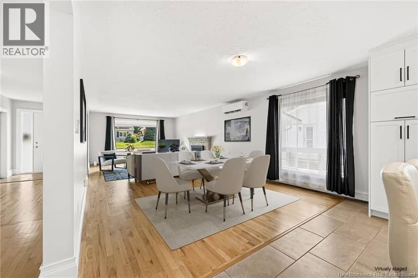 31 Alexander Avenue — photo 8 of 40