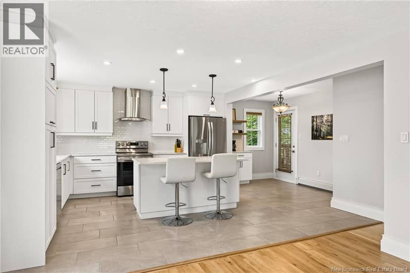 31 Alexander Avenue — photo 9 of 40