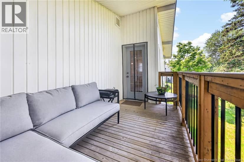 31 Alexander Avenue — photo 16 of 40