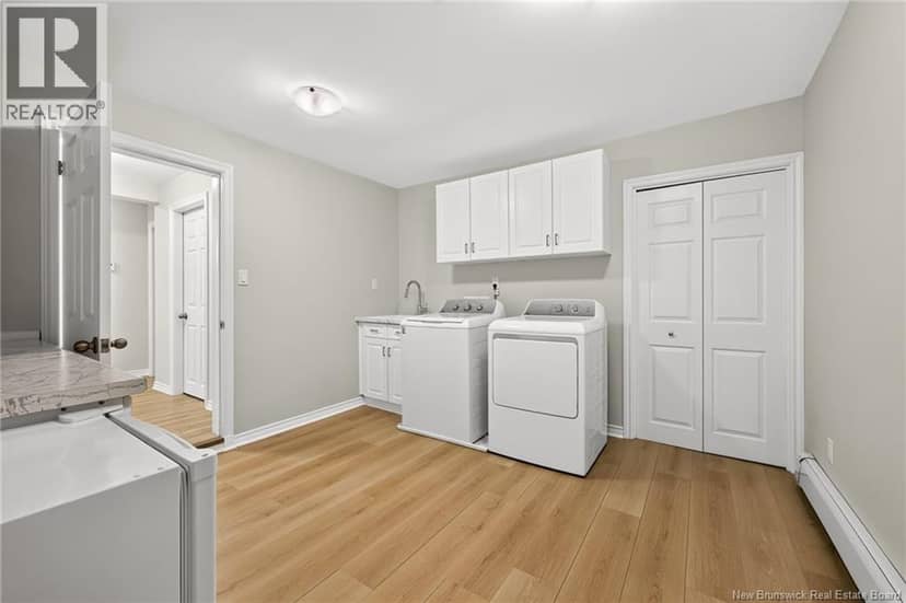 31 Alexander Avenue — photo 37 of 40