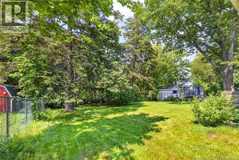 31 Alexander Avenue — photo 17 of 40