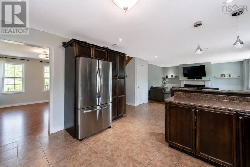96 Bushmill Court — photo 16 of 37