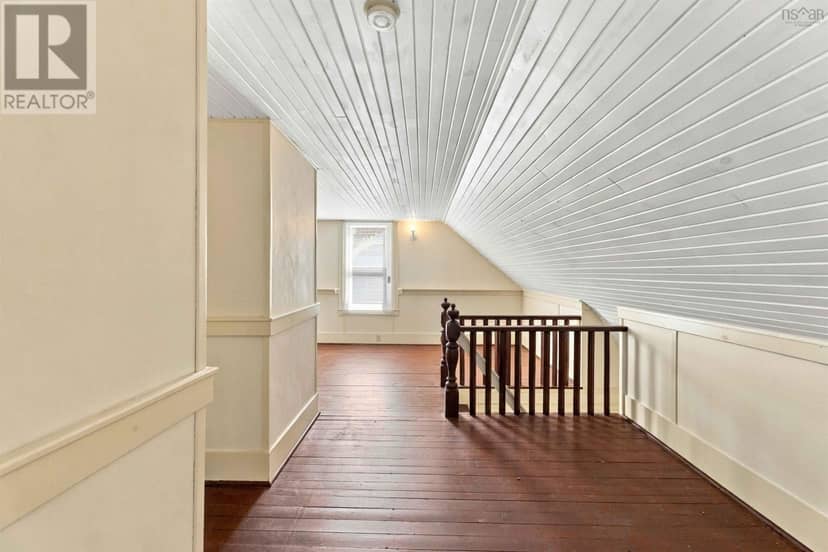 1107 Middle Street — photo 16 of 25