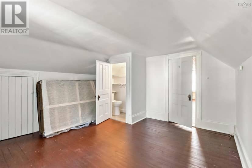 1107 Middle Street — photo 19 of 25