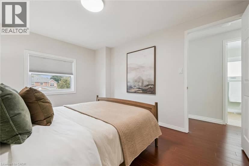 222 INGLIS Street — photo 21 of 38