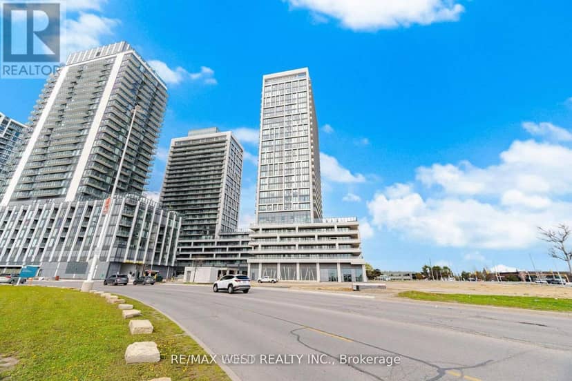 2302 - 8960 Jane Street, Vaughan
