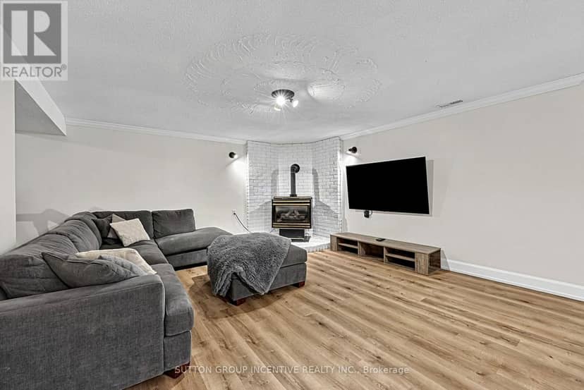 163 Grove Street E — photo 24 of 40